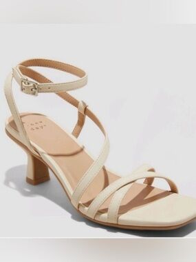 A NEW DAY IRENA STRAPPY Casual HEELS WOMEN'S COLOR CREAM Size 7.5 NWT